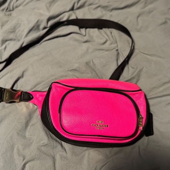 Coach Court Belt Bag - Picture 3 of 4